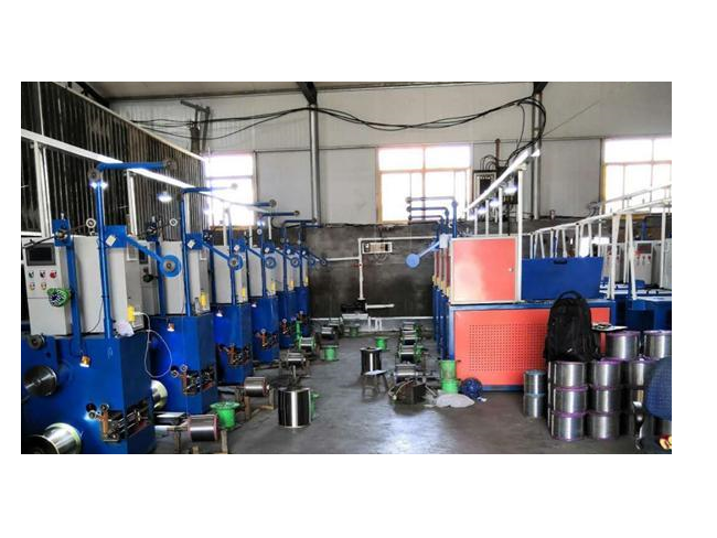 變頻器在拉絲機上的應用-深圳德瑞斯